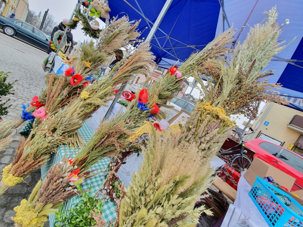Hrubieszów: Wielkanocny Kiermasz Pisanek i Palm - ZDJĘCIA, WIDEO