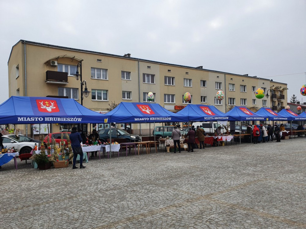 Hrubieszów: Wielkanocny Kiermasz Pisanek i Palm - ZDJĘCIA, WIDEO