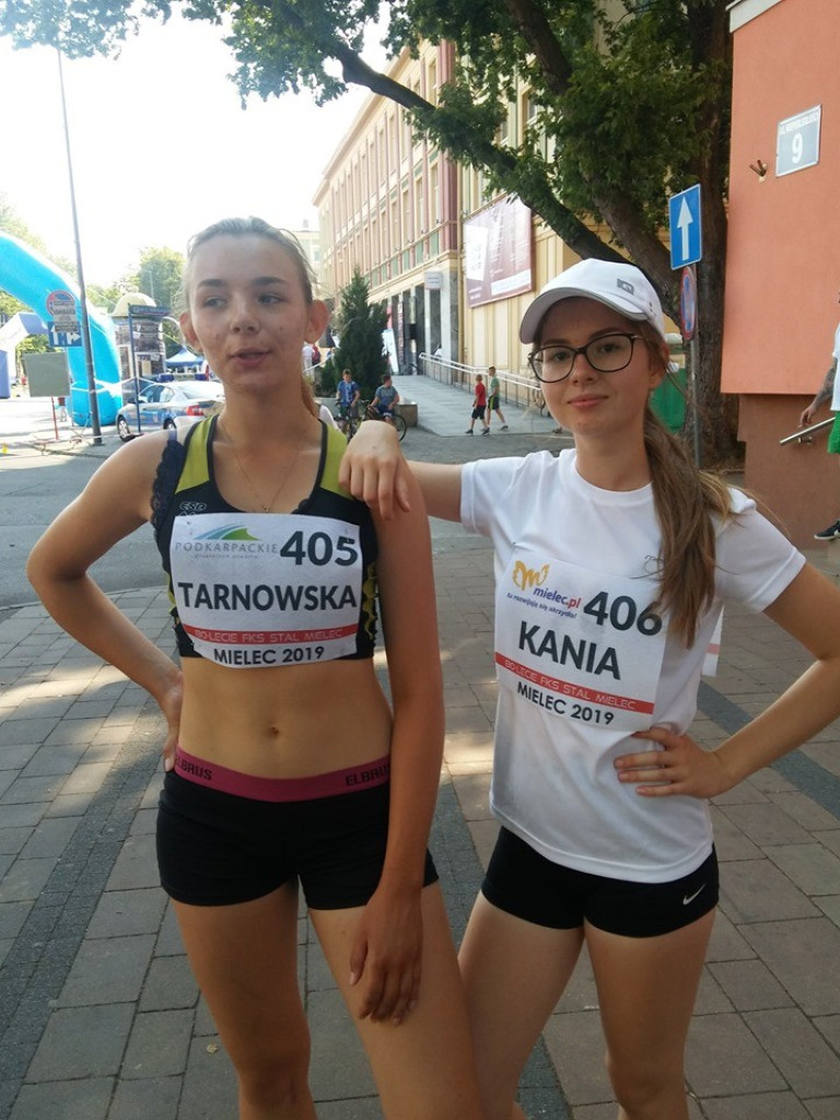 Rozmowa z Karoliną Tarnowską brązową medalistką Halowych Mistrzostwa Polski Juniorek w chodzie sportowym - ZDJĘCIA