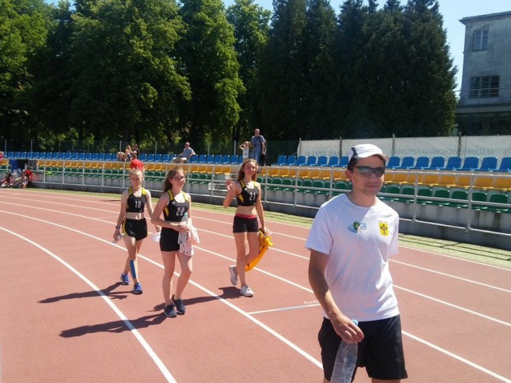 Rozmowa z Karoliną Tarnowską brązową medalistką Halowych Mistrzostwa Polski Juniorek w chodzie sportowym - ZDJĘCIA