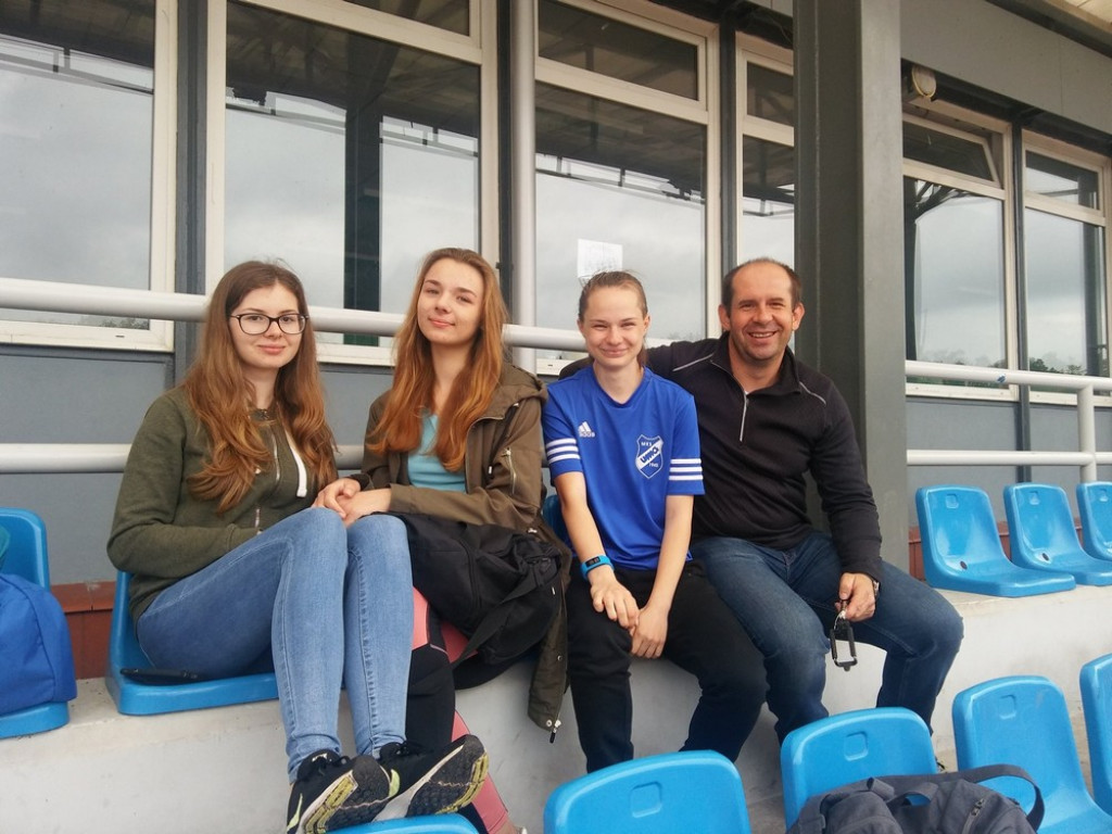 Rozmowa z Karoliną Tarnowską brązową medalistką Halowych Mistrzostwa Polski Juniorek w chodzie sportowym - ZDJĘCIA