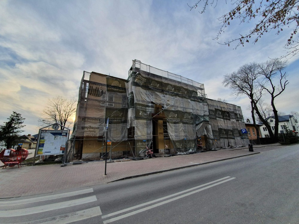 Hrubieszów: Remont budynku Urzędu Miasta i Starostwa Powiatowego - ZDJĘCIA