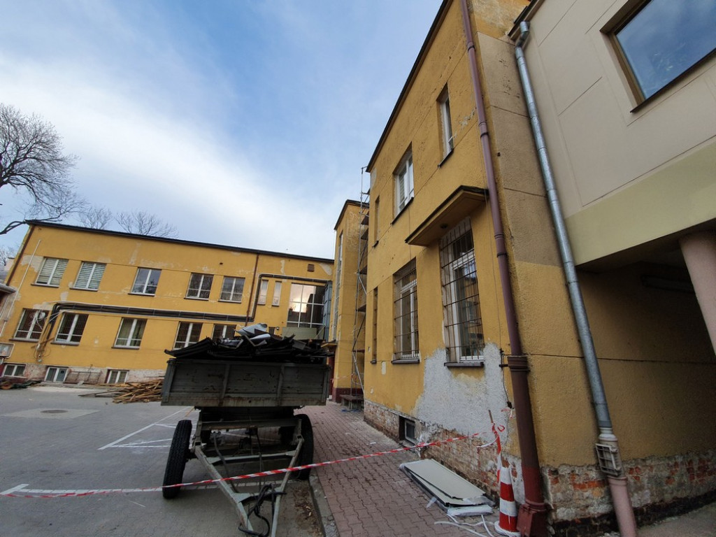 Hrubieszów: Remont budynku Urzędu Miasta i Starostwa Powiatowego - ZDJĘCIA
