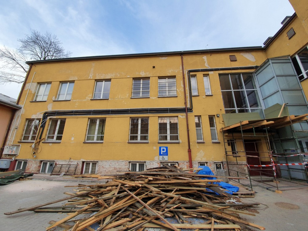 Hrubieszów: Remont budynku Urzędu Miasta i Starostwa Powiatowego - ZDJĘCIA