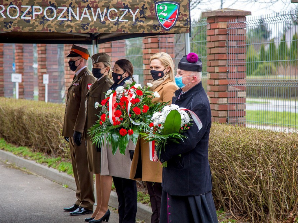 Hrubieszów w hołdzie ofiarom Katynia - ZDJĘCIA