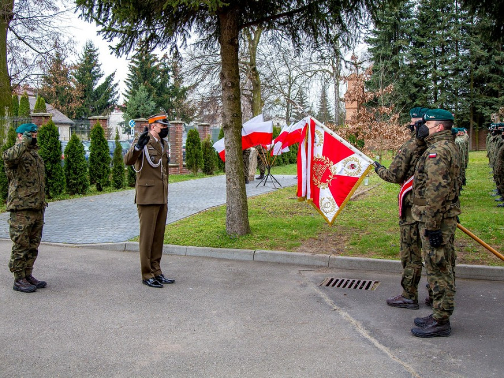 Hrubieszów w hołdzie ofiarom Katynia - ZDJĘCIA