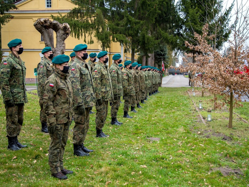 Hrubieszów w hołdzie ofiarom Katynia - ZDJĘCIA
