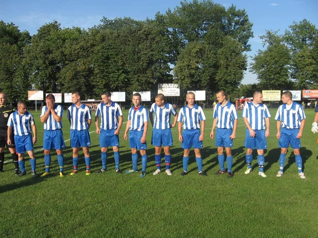 Mikołaj Raczyński przez sport ruszył z Nieledwi na podbój futbolowego świata! - ZDJĘCIA