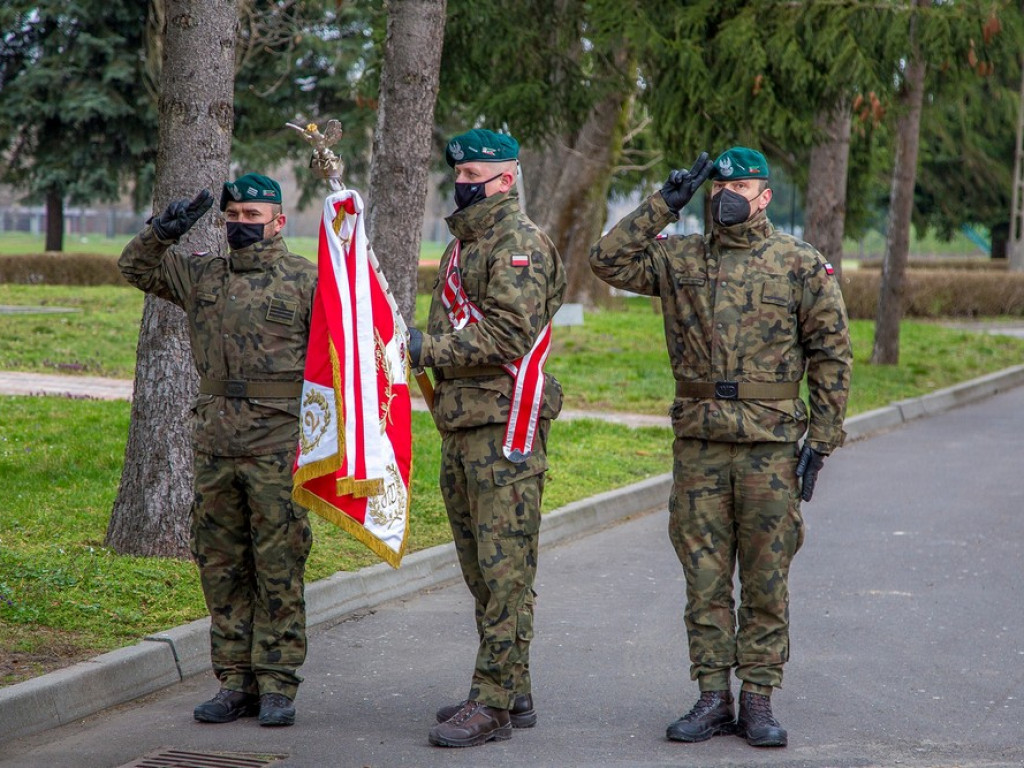 Hrubieszów w hołdzie ofiarom Katynia - ZDJĘCIA