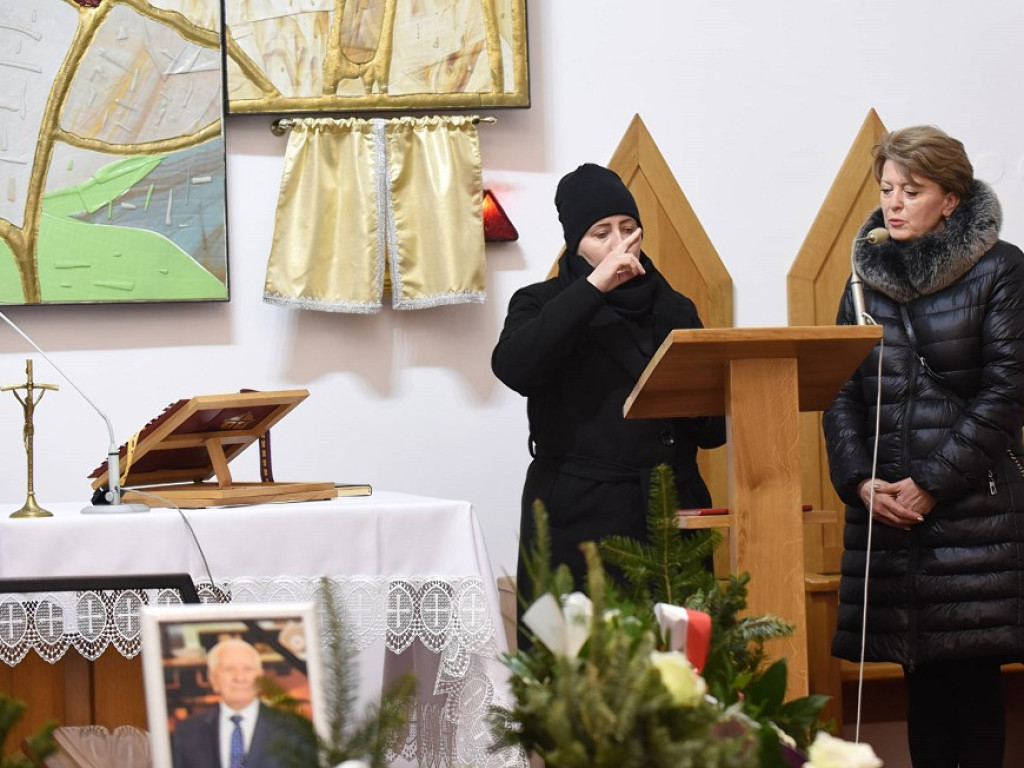 Stanisław Janiec pośmiertnie odznaczony Krzyżem Kawalerskim Orderu Odrodzenia Polski. Fotoreportaż z uroczystości pogrzebowych