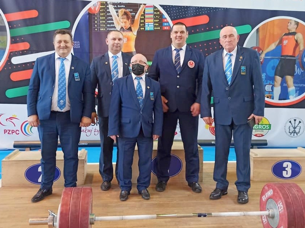 Trzy kolory medali dla Unii Hrubieszów na Mistrzostwach Polski Juniorów w podnoszeniu ciężarów - ZDJĘCIA