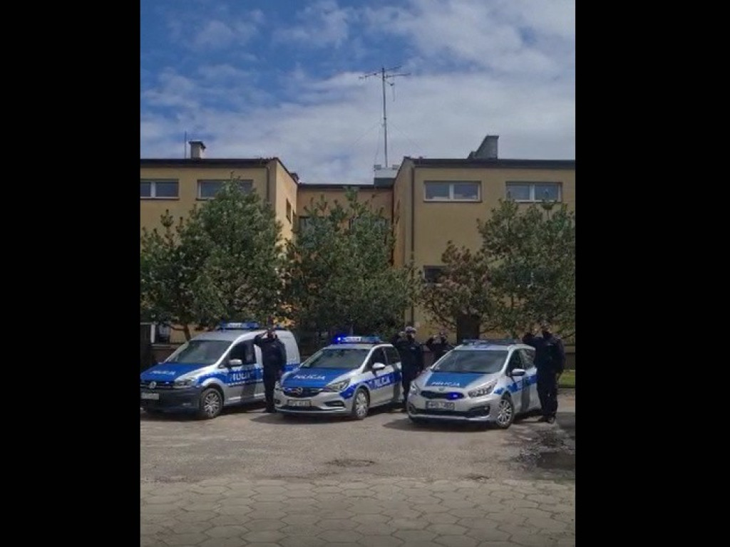 Hrubieszowscy policjanci pożegnali tragicznie zmarłego asp. Michała Kędzierskiego - ZDJĘCIA, WIDEO