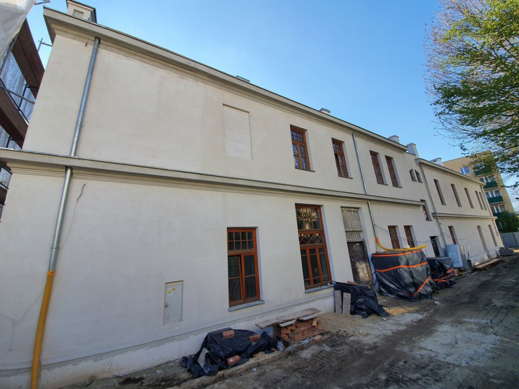 Hrubieszów: Remont budynku Syndykatu Rolniczego c.d. - ZDJĘCIA