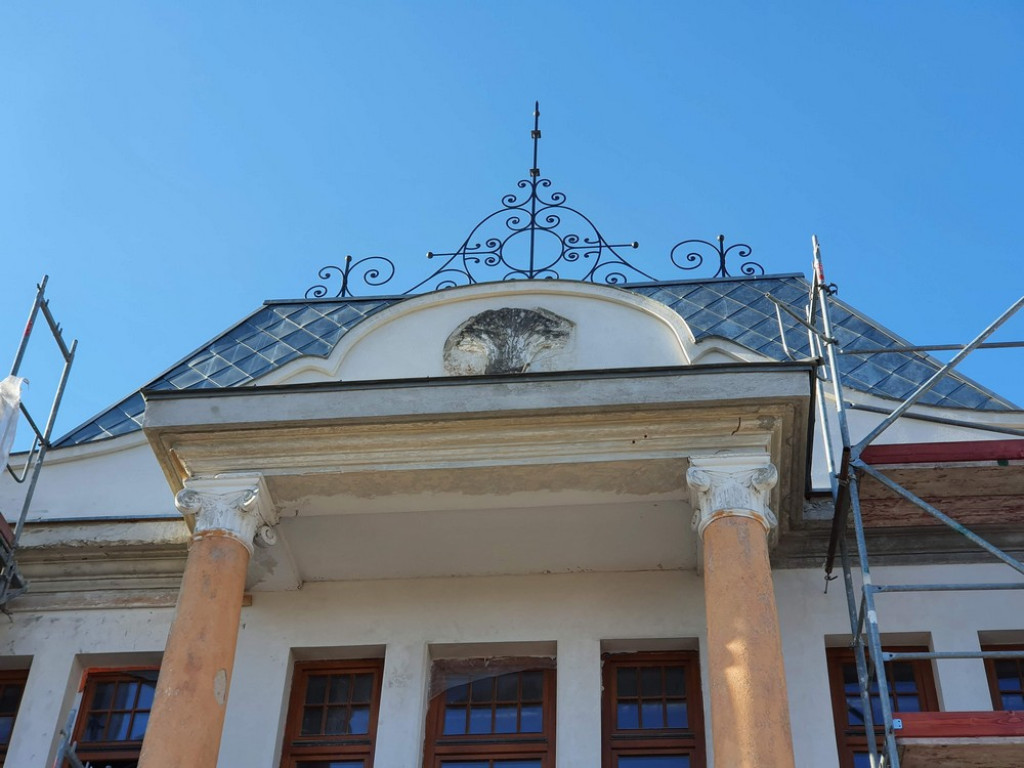 Hrubieszów: Remont budynku Syndykatu Rolniczego c.d. - ZDJĘCIA