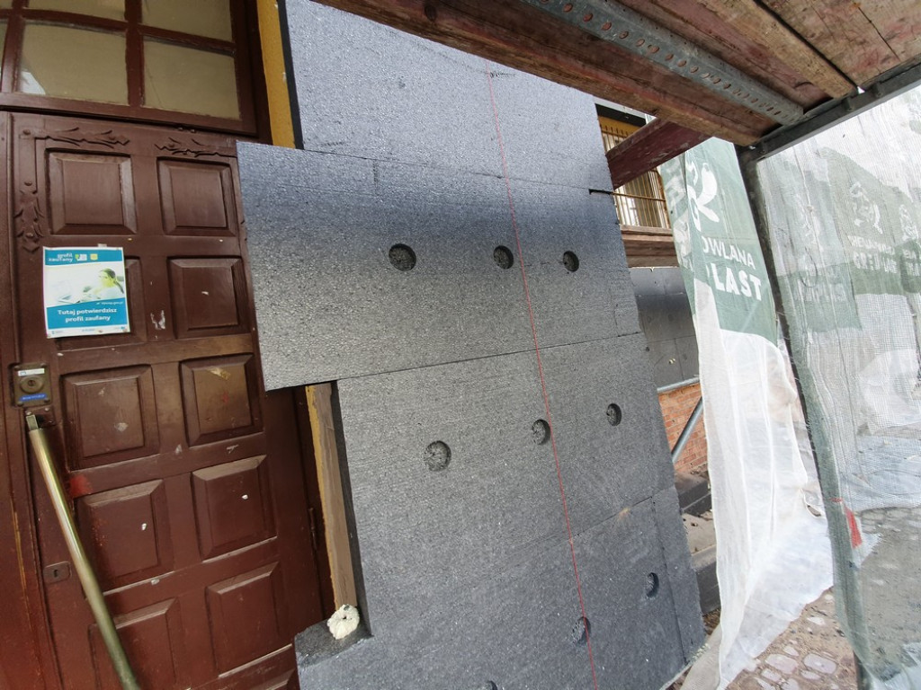 Hrubieszów: Trwa Remont budynku Urzędu Miasta i Starostwa Powiatowego - ZDJĘCIA