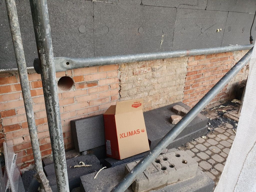 Hrubieszów: Trwa Remont budynku Urzędu Miasta i Starostwa Powiatowego - ZDJĘCIA