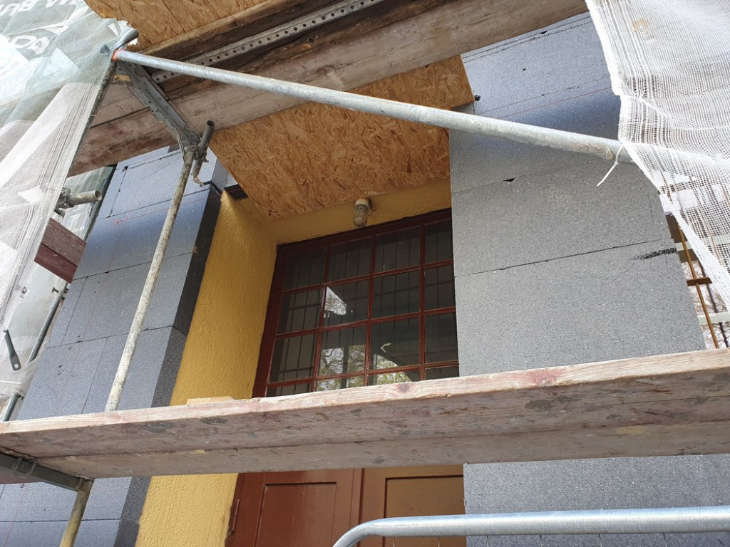 Hrubieszów: Trwa Remont budynku Urzędu Miasta i Starostwa Powiatowego - ZDJĘCIA