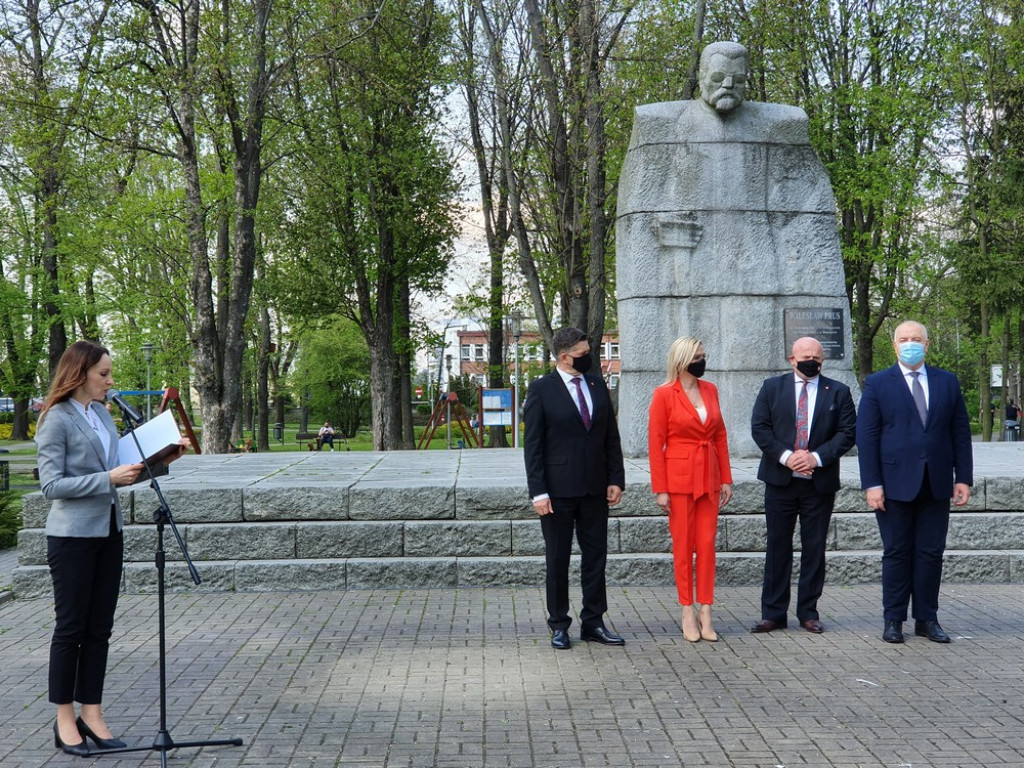 Premier Jacek Sasin z wizytą w Hrubieszowie - ZDJĘCIA, WIDEO