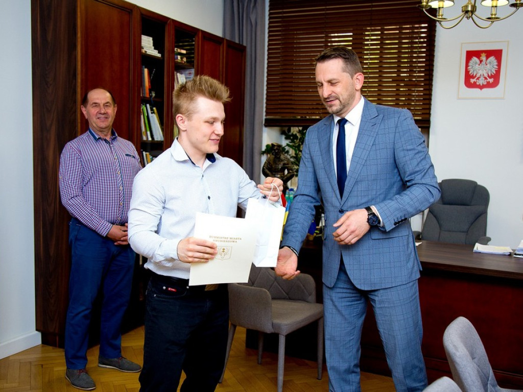Nagrody dla sportowców i trenerów Unii Hrubieszów - ZDJĘCIA