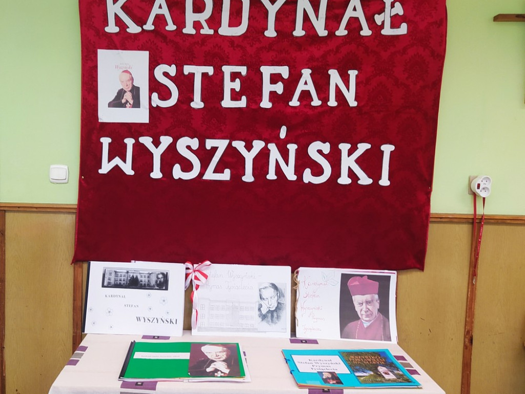 Hrubieszów: Kardynał Stefan Wyszyński - Prymas Tysiąclecia. Nagrody w konkursie rozdane