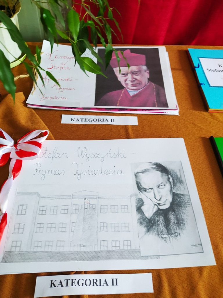 Hrubieszów: Kardynał Stefan Wyszyński - Prymas Tysiąclecia. Nagrody w konkursie rozdane