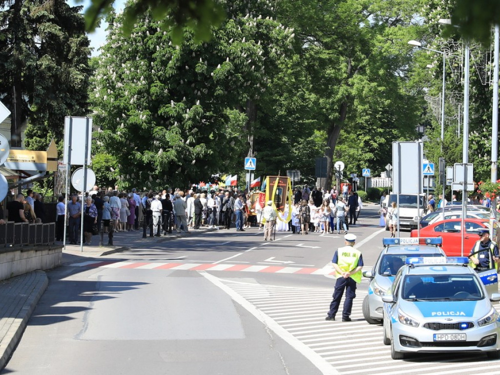 Hrubieszów: Procesja Bożego Ciała w parafiach św. Mikołaja i św. Stanisława Kostki - ZDJĘCIA