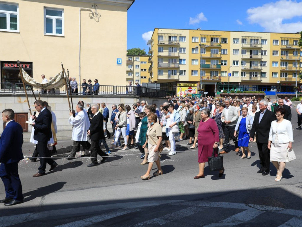 Hrubieszów: Procesja Bożego Ciała w parafiach św. Mikołaja i św. Stanisława Kostki - ZDJĘCIA