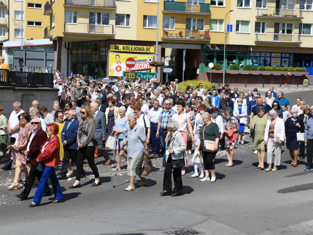 Hrubieszów: Procesja Bożego Ciała w parafiach św. Mikołaja i św. Stanisława Kostki - ZDJĘCIA