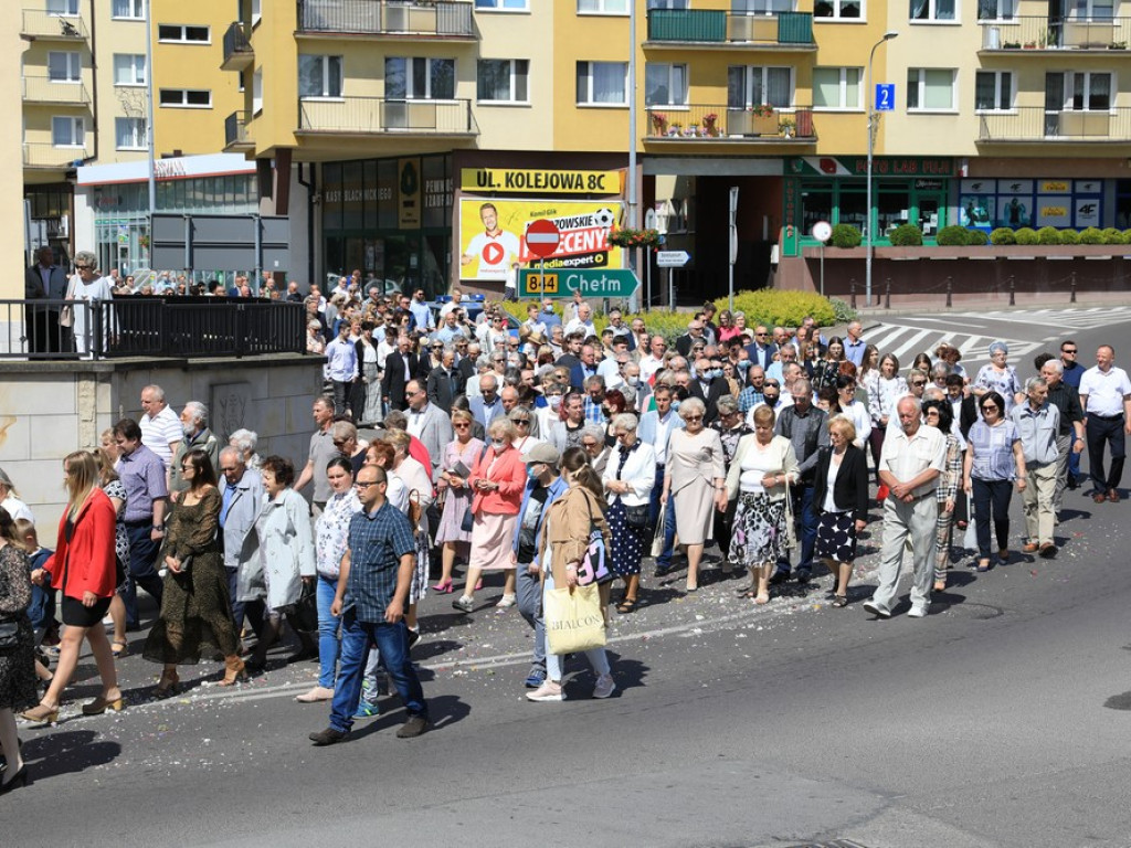 Hrubieszów: Procesja Bożego Ciała w parafiach św. Mikołaja i św. Stanisława Kostki - ZDJĘCIA