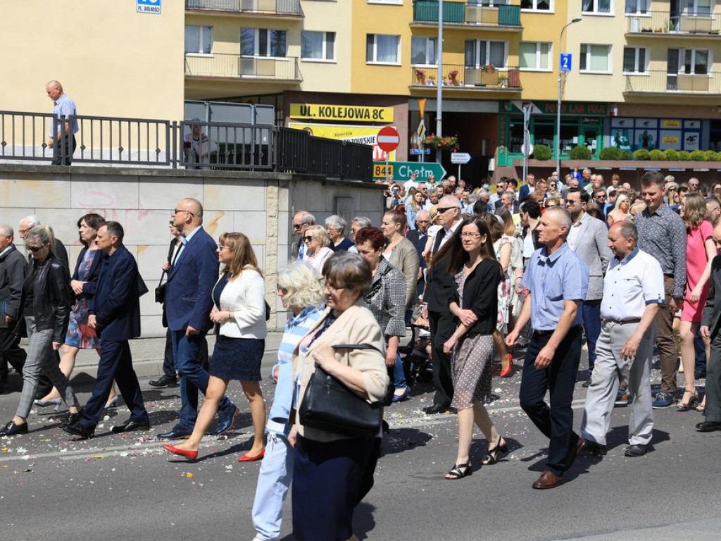 Hrubieszów: Procesja Bożego Ciała w parafiach św. Mikołaja i św. Stanisława Kostki - ZDJĘCIA