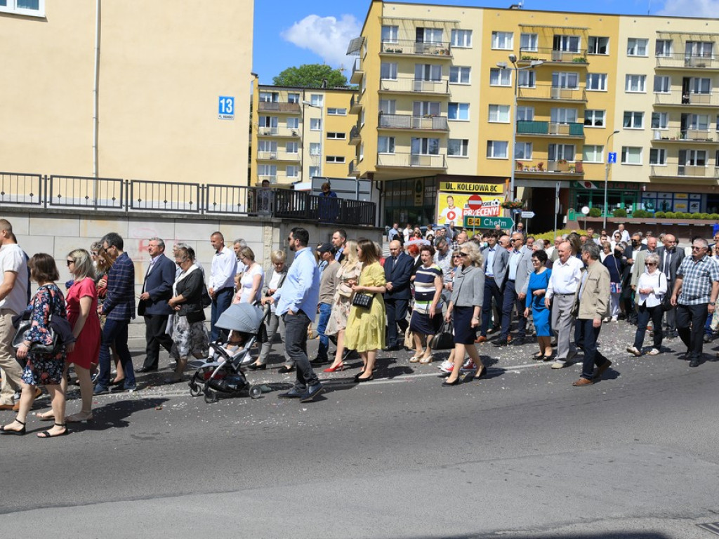 Hrubieszów: Procesja Bożego Ciała w parafiach św. Mikołaja i św. Stanisława Kostki - ZDJĘCIA