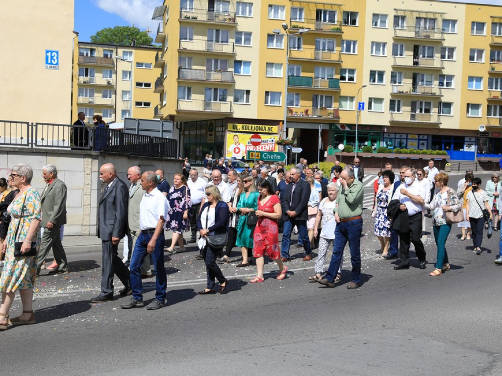 Hrubieszów: Procesja Bożego Ciała w parafiach św. Mikołaja i św. Stanisława Kostki - ZDJĘCIA