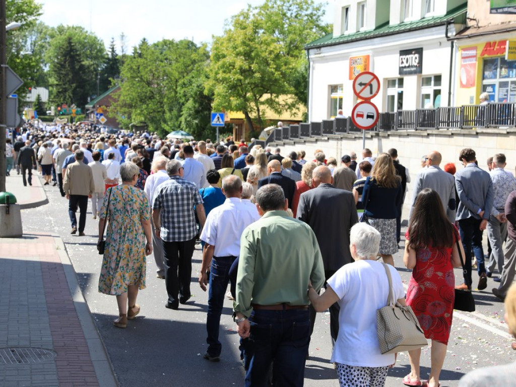 Hrubieszów: Procesja Bożego Ciała w parafiach św. Mikołaja i św. Stanisława Kostki - ZDJĘCIA