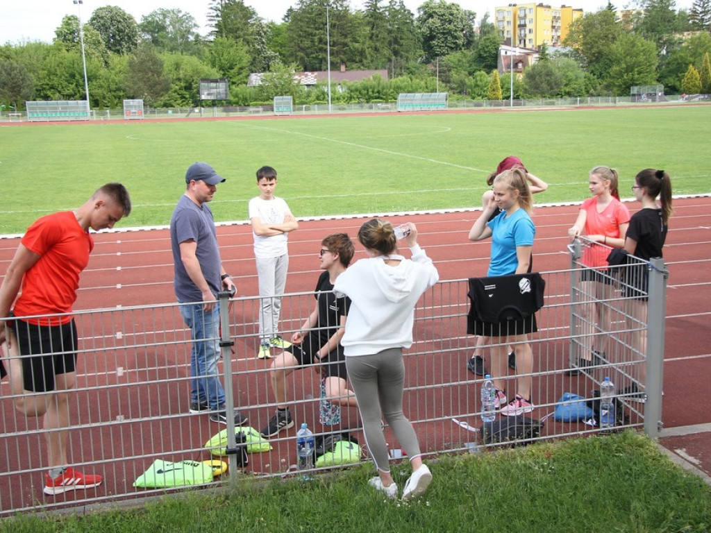 Nowe stroje lekkoatletów Unii Hrubieszów - ZDJĘCIA