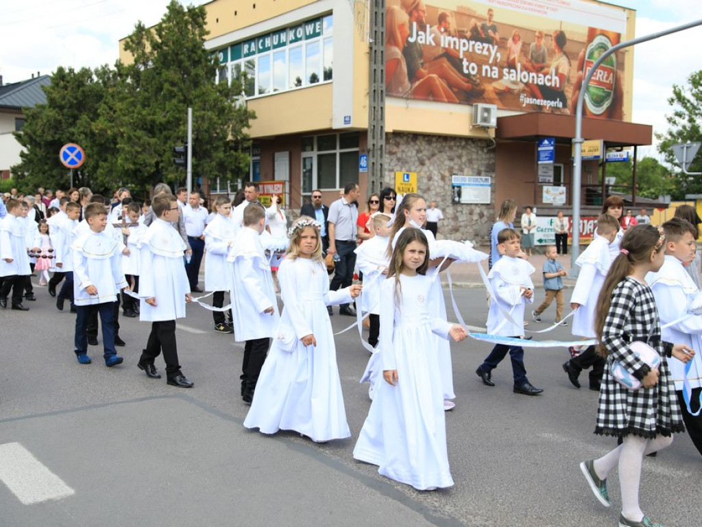 Hrubieszów: Procesja Bożego Ciała w parafiach św. Mikołaja i św. Stanisława Kostki - ZDJĘCIA