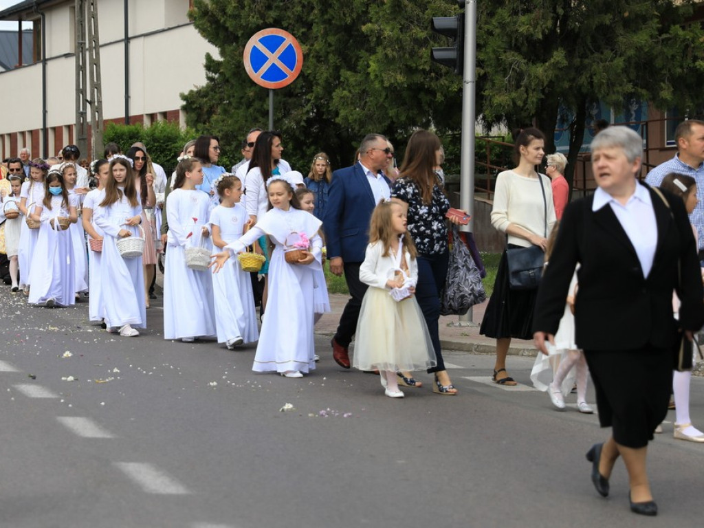 Hrubieszów: Procesja Bożego Ciała w parafiach św. Mikołaja i św. Stanisława Kostki - ZDJĘCIA