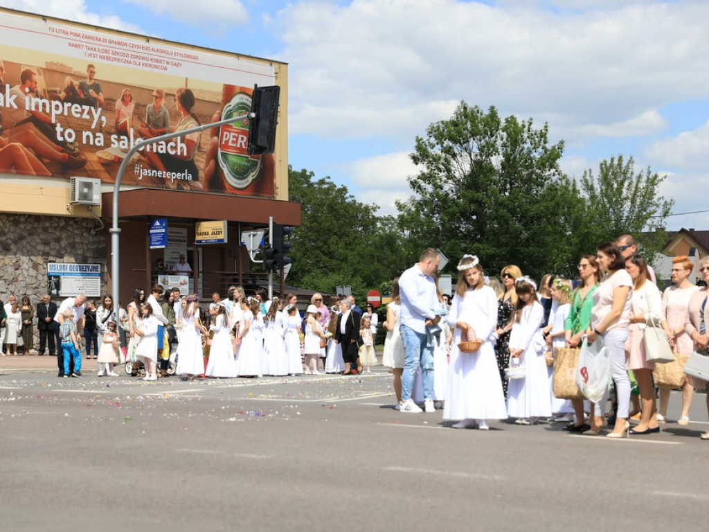 Hrubieszów: Procesja Bożego Ciała w parafiach św. Mikołaja i św. Stanisława Kostki - ZDJĘCIA