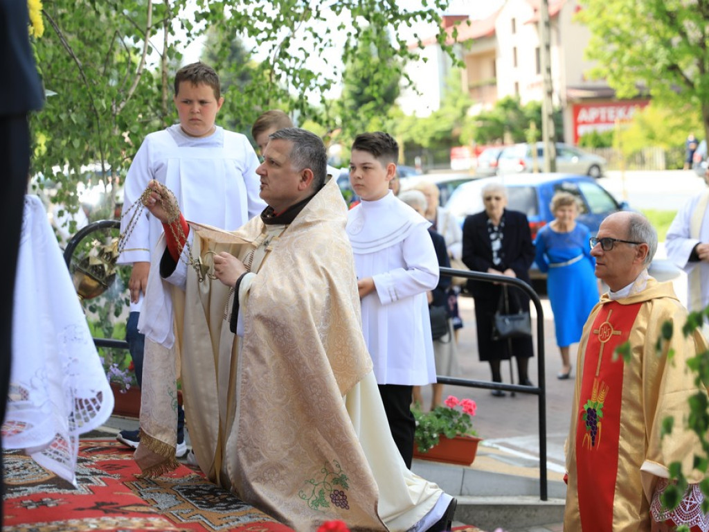Hrubieszów: Procesja Bożego Ciała w parafiach św. Mikołaja i św. Stanisława Kostki - ZDJĘCIA