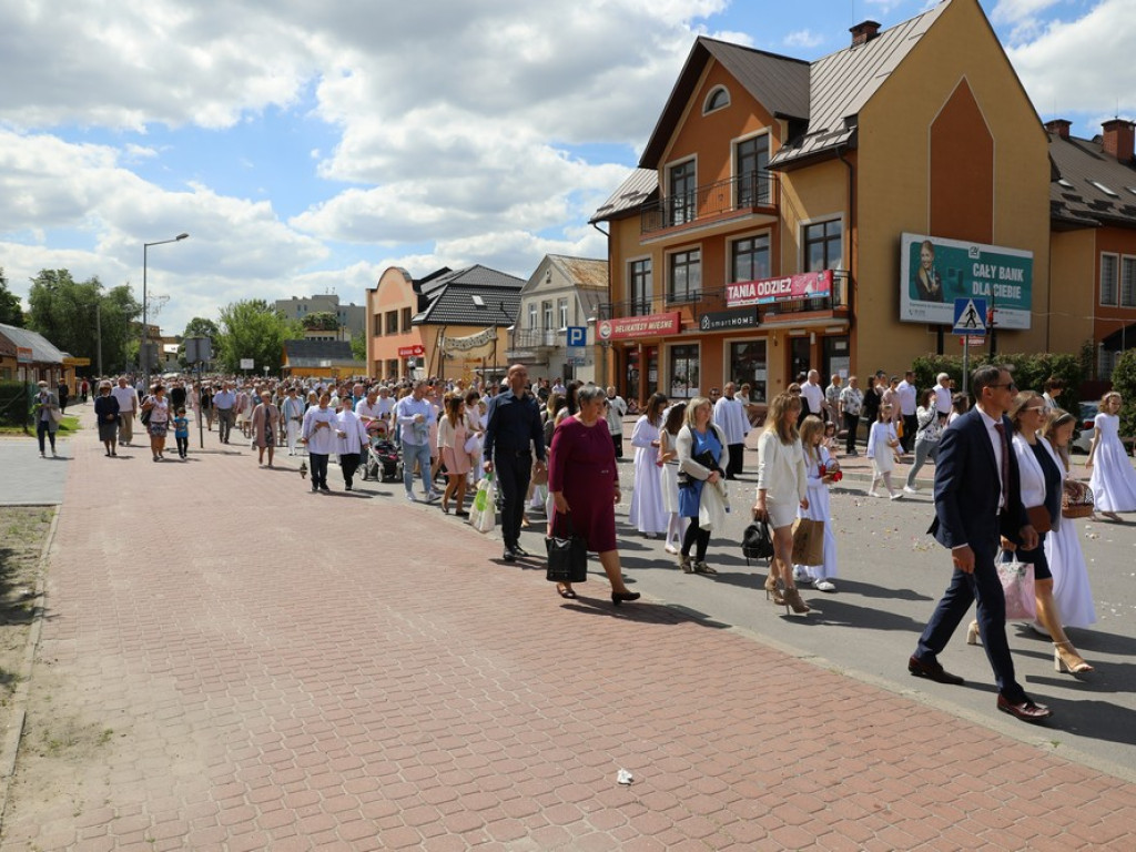Hrubieszów: Procesja Bożego Ciała w parafiach św. Mikołaja i św. Stanisława Kostki - ZDJĘCIA