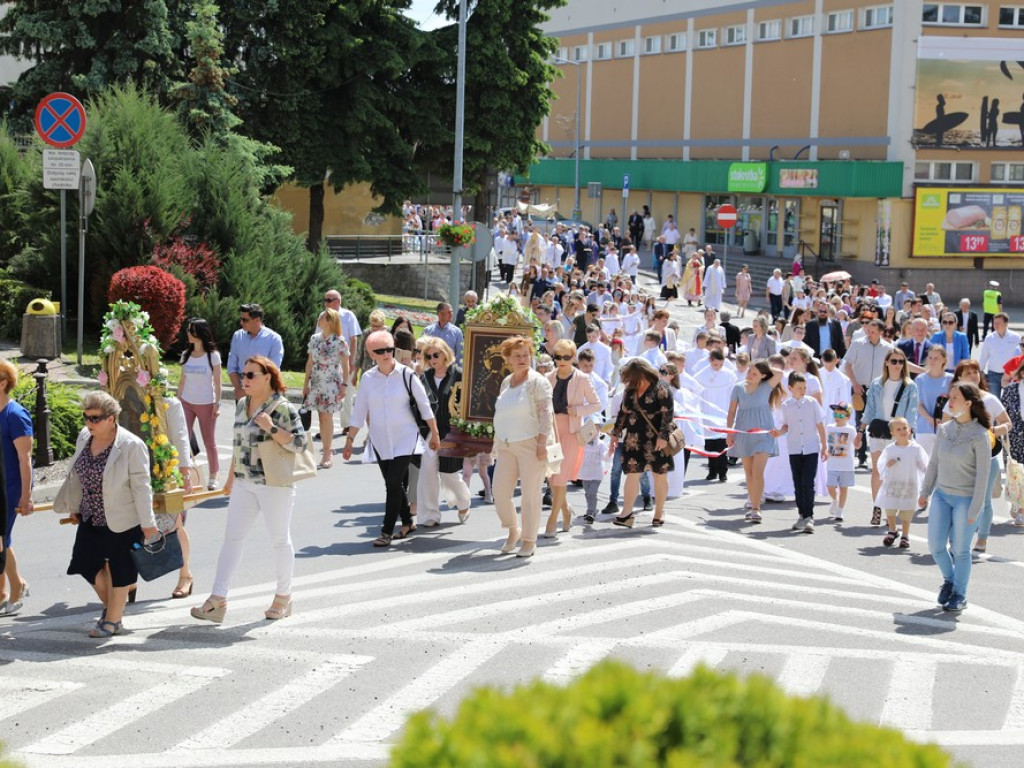 Hrubieszów: Procesja Bożego Ciała w parafiach św. Mikołaja i św. Stanisława Kostki - ZDJĘCIA
