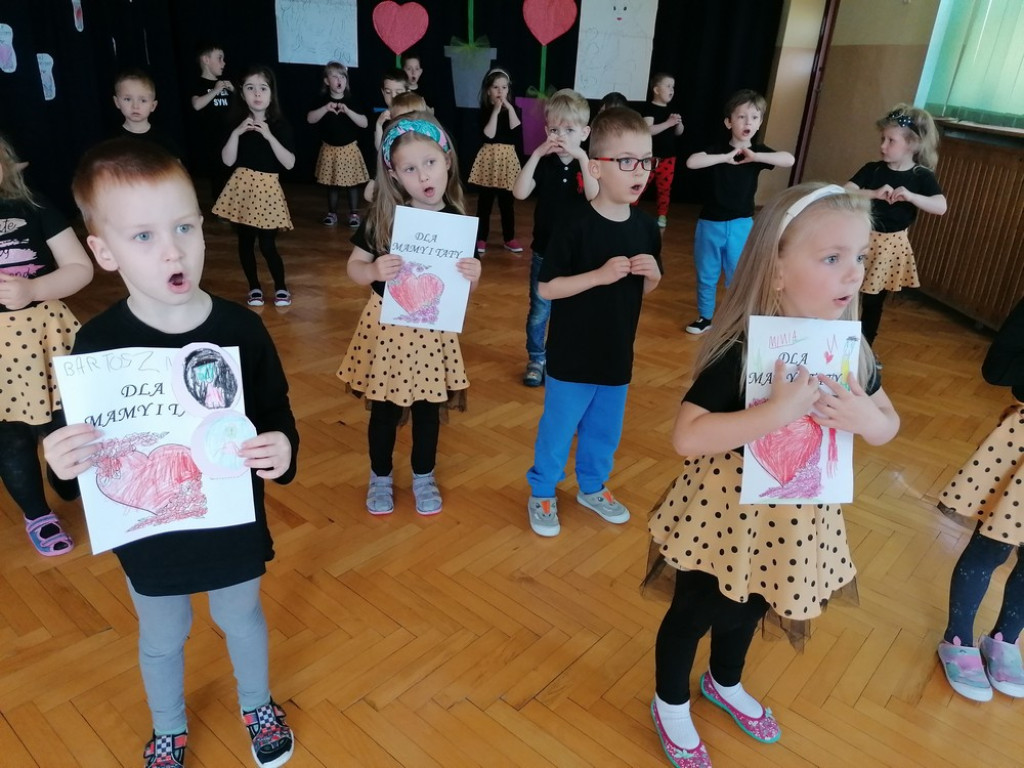 Dzień Mamy i Taty w Przedszkolu nr 2 - ZDJĘCIA
