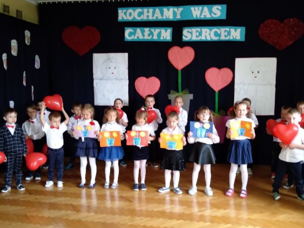 Dzień Mamy i Taty w Przedszkolu nr 2 - ZDJĘCIA