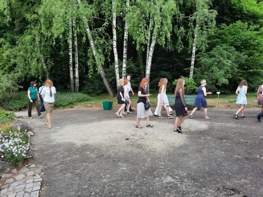 Natalia i Izabela z indeksami w kieszeni! - ZDJĘCIA