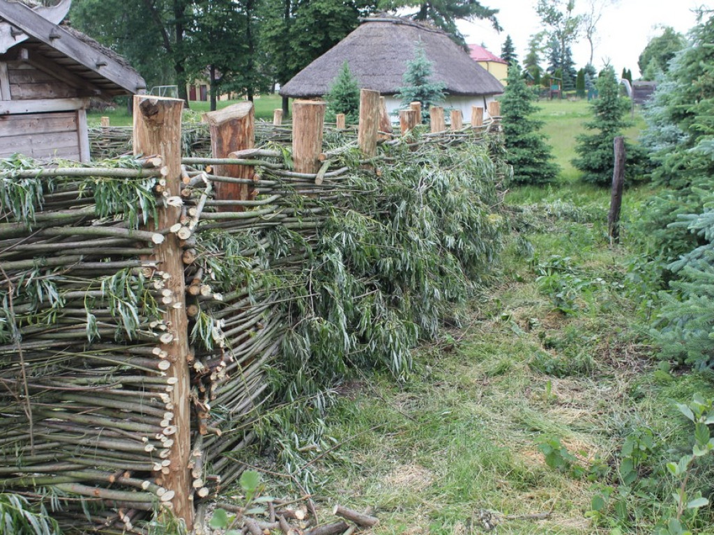 Gmina Werbkowice: Ruszył remont Zagrody Wandalskiej w Kotorowie - ZDJĘCIA