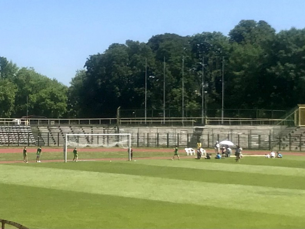 Awans chłopców z Dwójki do finału wojewódzkiego w trójboju LA - ZDJĘCIA
