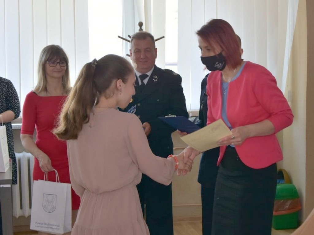 Strażak zawsze pomoc swą okaże... - ZDJĘCIA