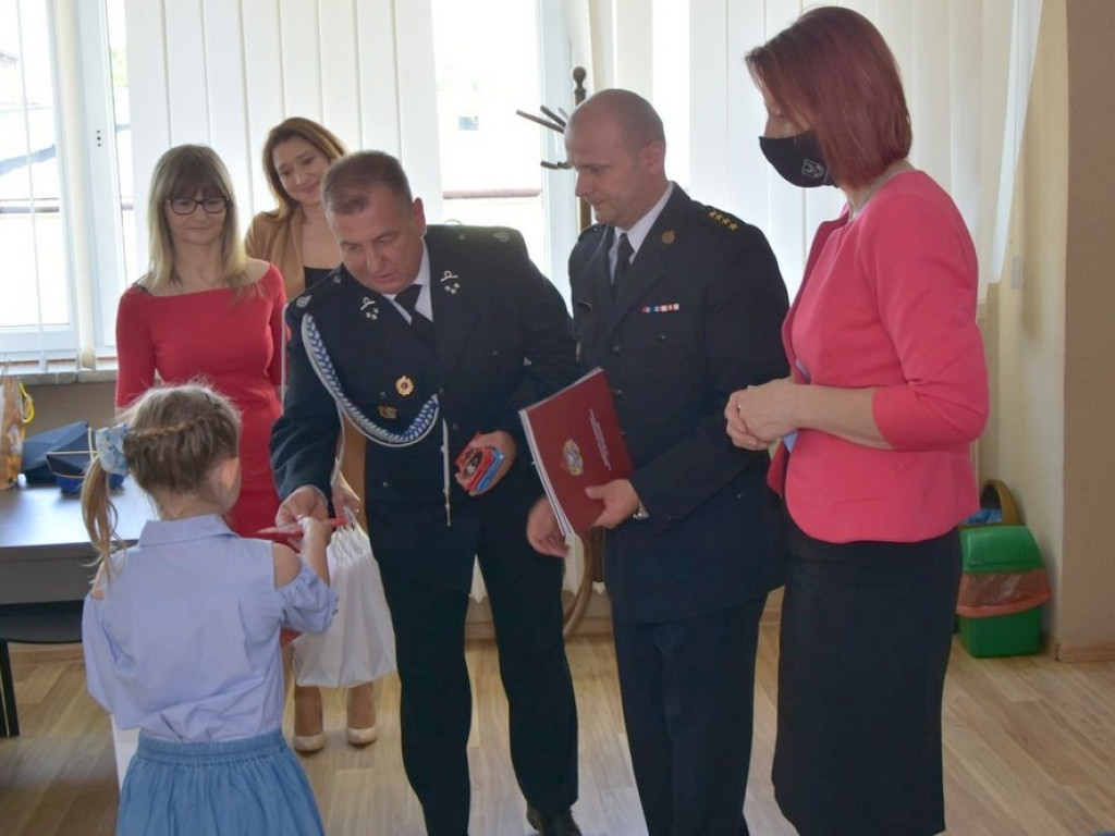 Strażak zawsze pomoc swą okaże... - ZDJĘCIA