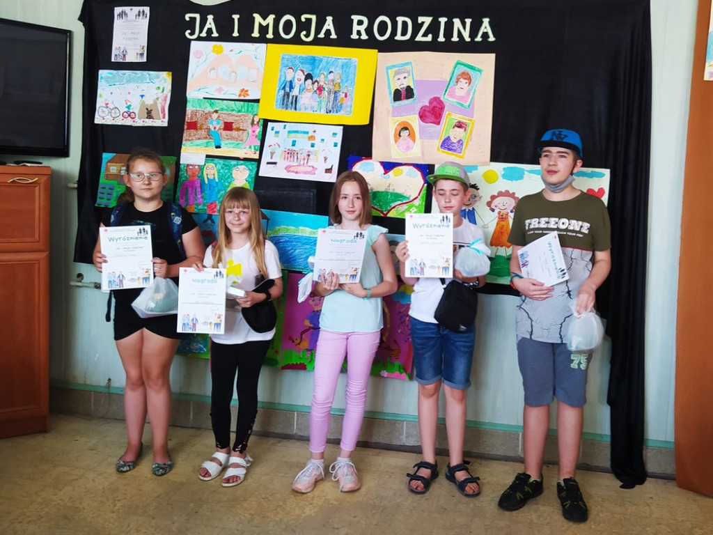 Caritas Hrubieszów: Ja i moja rodzina - ZDJĘCIA