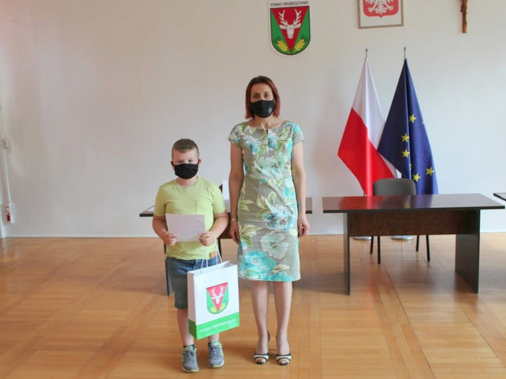 100 lat Związku Ochotniczych Straży Pożarnych - nagrody w konkursie rozdane - ZDJĘCIA