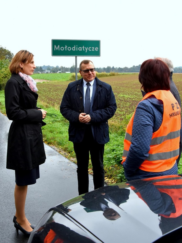 Zarząd Powiatu Hrubieszowskiego: Pierwszy rok pracy za nami! - ZDJĘCIA